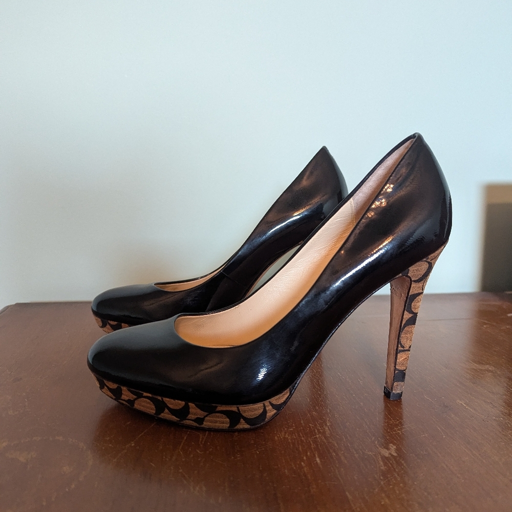 Coach Black and Tan Heels - Picture 4 of 6
